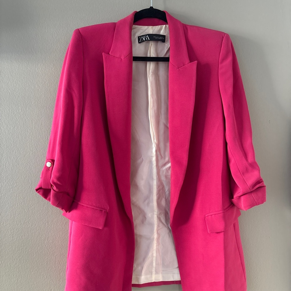 Zara Women's Vibrant Pink Blazer